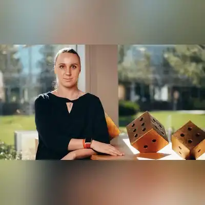 熊娜萱